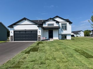 108 Woolgrass Way, Avon, MN 56310