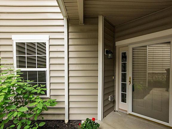 4th image of 6095 Sowerby Ln