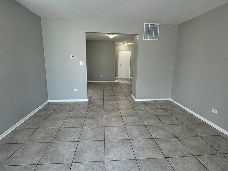768 Greenbay Ave — Photo 5