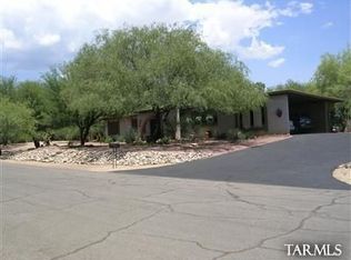 9447 E Walnut Tree Cir, Tucson, AZ 85749