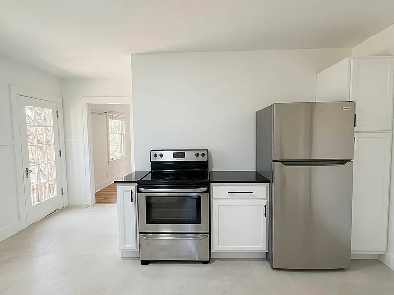 1008 W Hays St #1006-1 — Photo 5