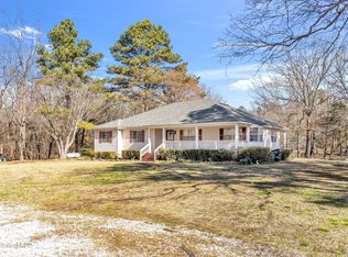 5735 Smith Grove Rd, Holly Springs, MS 38635