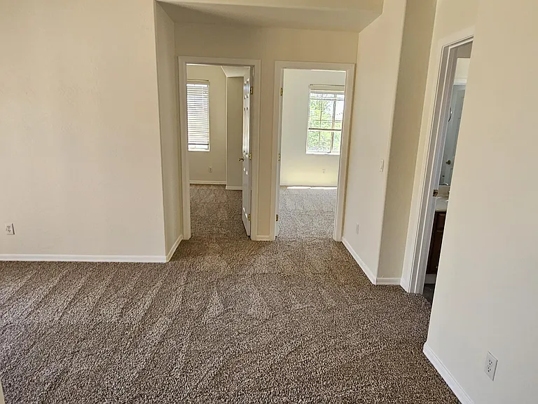 3989 E Hummingbird Ln — Photo 7