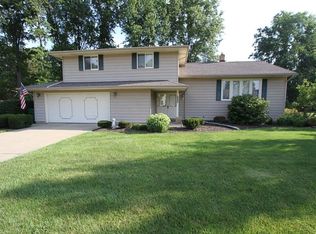 8421 Seaton Pl, Mentor, OH 44060