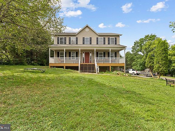 2nd image of 1817 Marys Shady Ln
