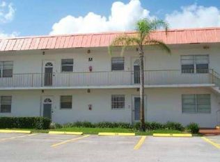 112 Plymouth N, West Palm Beach, FL 33417