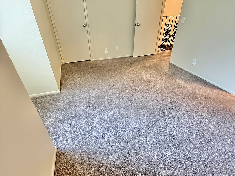 1360 Oxford Ave #5 — Photo 20