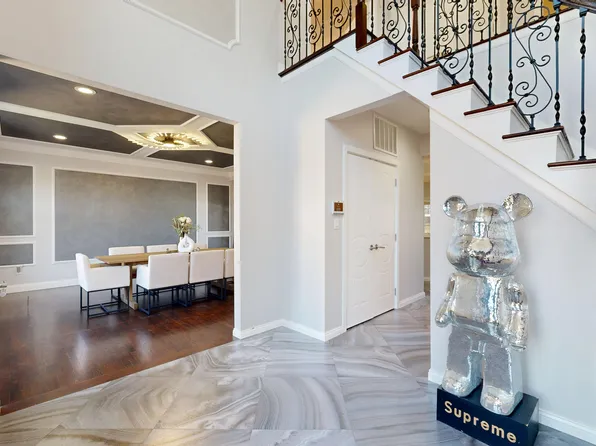 55 Nicole Loop image 5 of 24