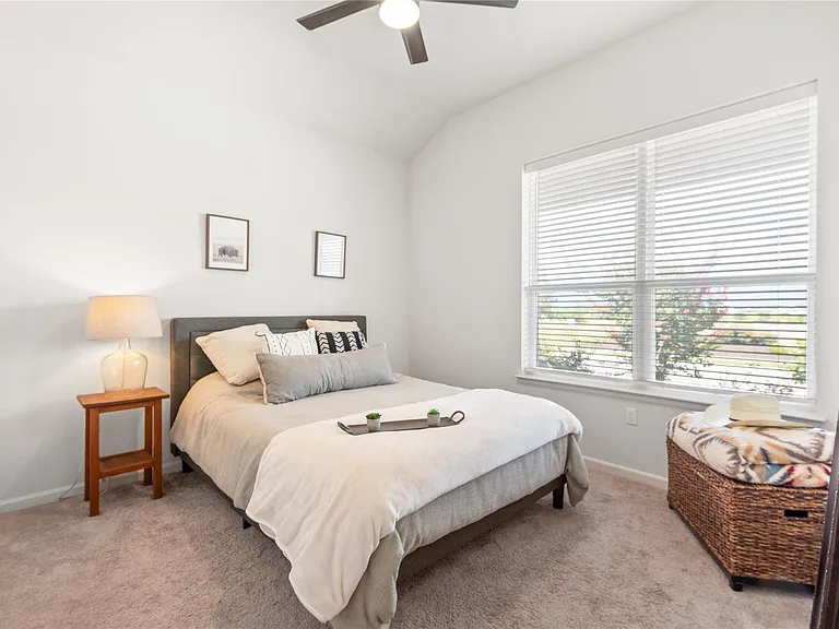 8317 Bestride Bnd — Photo 18