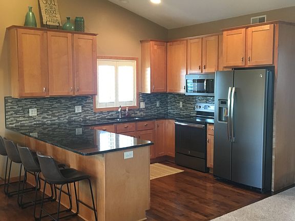 2nd image of 248 Creekside Dr