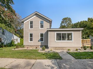 214 5th Ave, Three Rivers, MI 49093