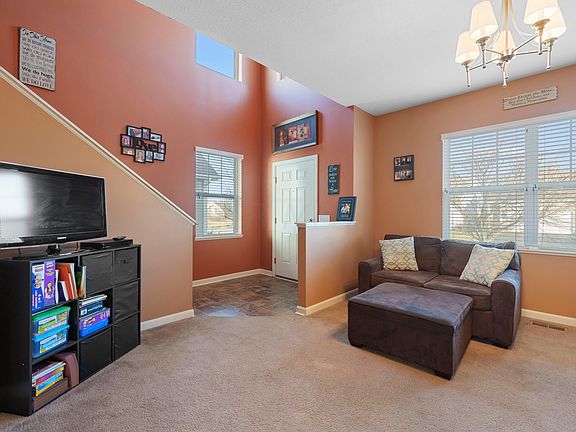 3rd image of 4773 Sanderell Dr