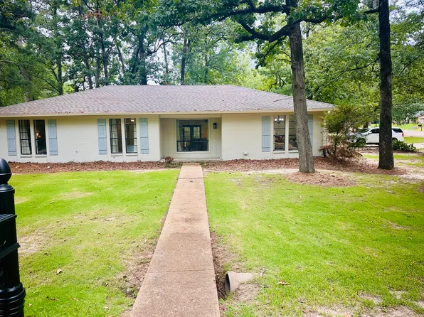 113 Holly Trl, Brandon, MS 39047