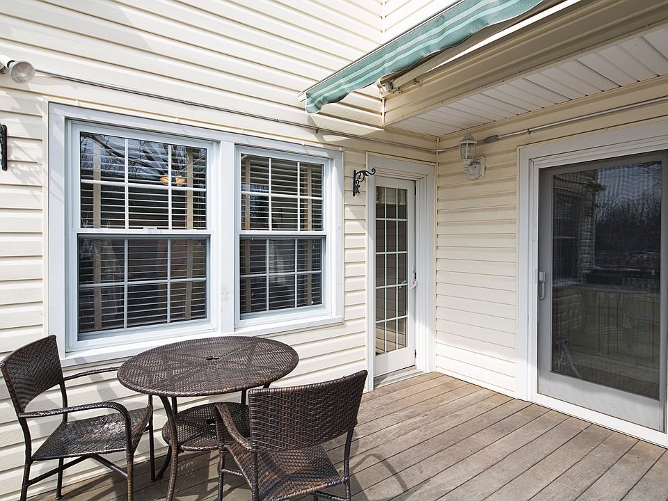 2nd image of 8545 249 St
