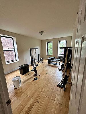 3rd image of 118-70 Metro Ave #4