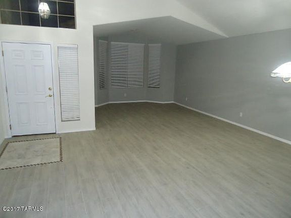 2nd image of 12224 N Echo Valley Dr