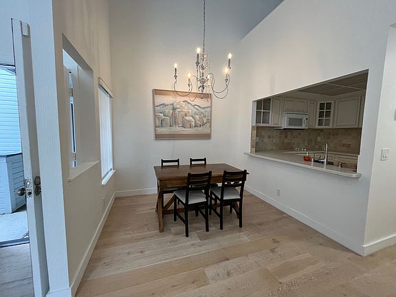 2nd image of 3796 Stoneglen N