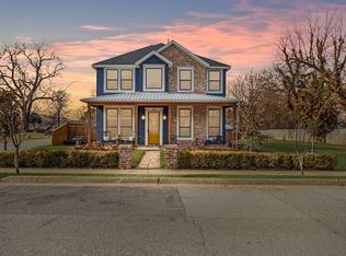 234 SW F St, Bentonville, AR 72712
