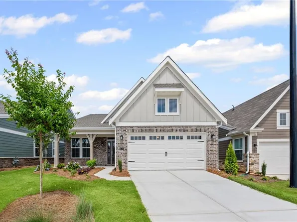 138 Laurel Farms Ln, Dallas, GA 30157