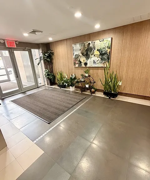 2360 Amsterdam Ave #2E — Photo 1
