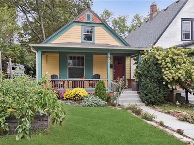 4211 Charlotte St, Kansas City, MO, 64110