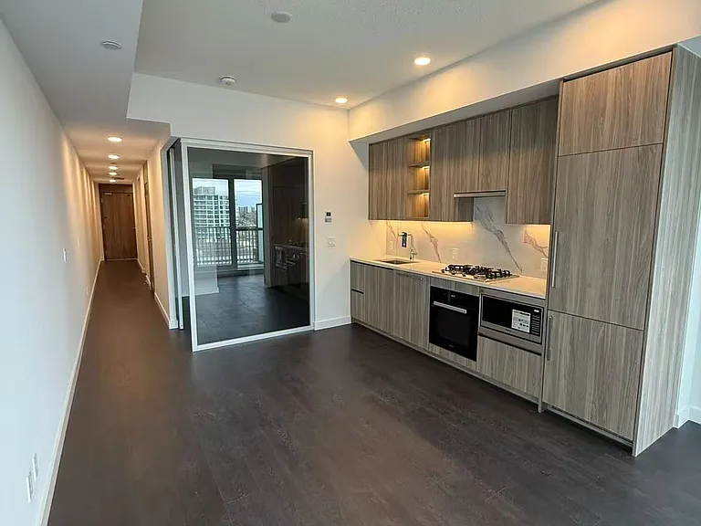 75 Billes Hts #646 — Photo 13