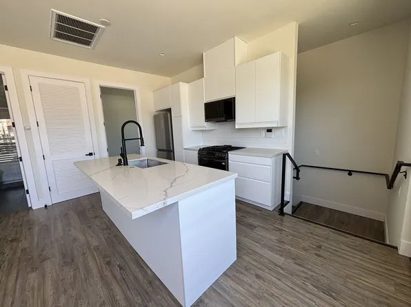 2168 Balboa Ave #B, San Diego, CA 92109