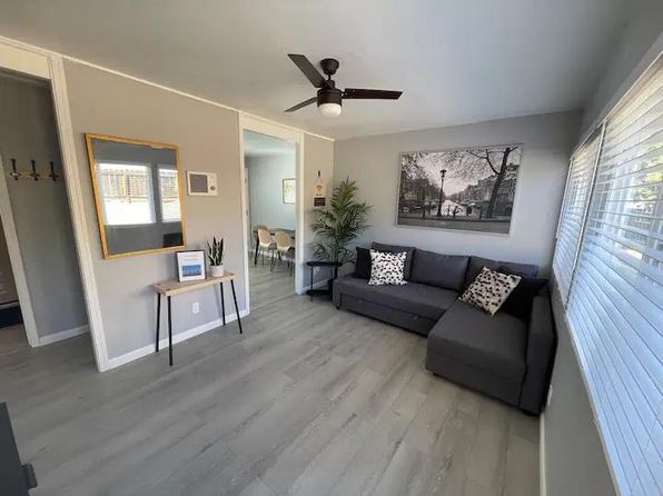 2605 Fenton Pl