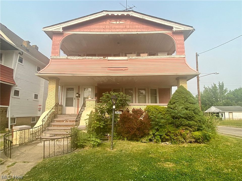1st image of 3624 E 153rd St