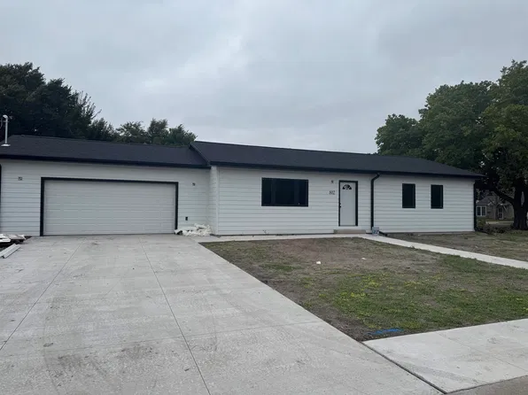 802 W 9th Street, North Platte, NE 69101