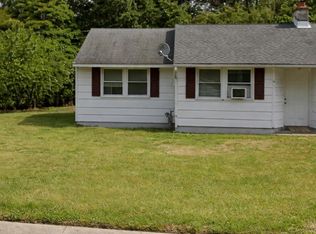 922 Pembrown Rd, Browns Mills, NJ 08015