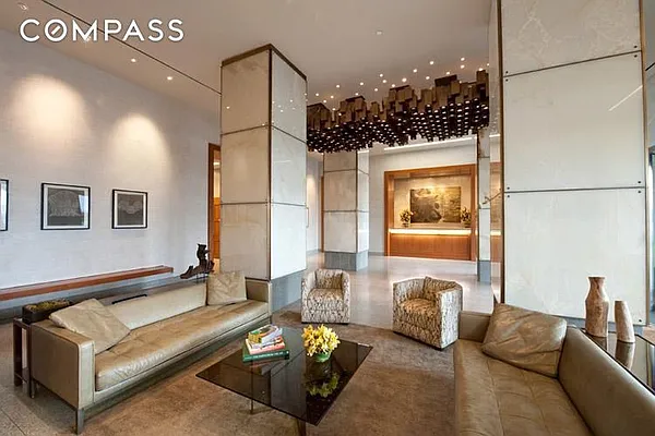 Sold by Compass | media 20