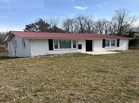 2nd image of 3361 Midway Rd