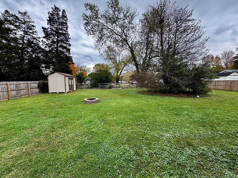 824 Noragate Rd — Photo 35