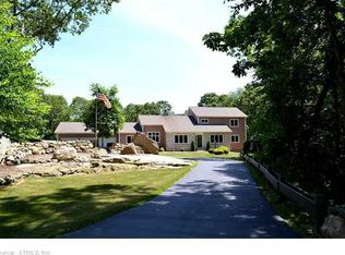 10 Somerset Ln, Old Lyme, CT 06371