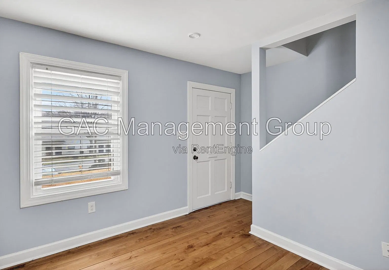 2 bed, 1.5 bath, 850 sqft, $1,250 — Photo 2