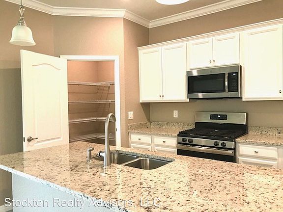 5th image of 9829 Marbella Dr