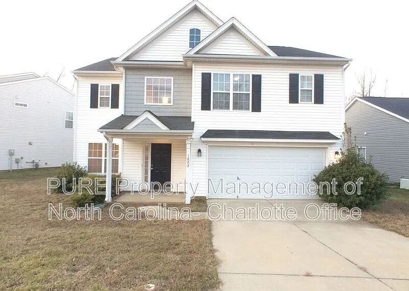 1223 Ben Livingston Rd