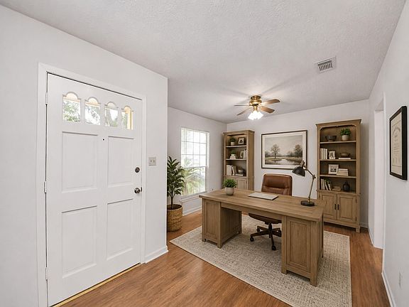3rd image of 14218 Cornelia Dr