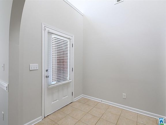 4th image of 323 Dawns Way