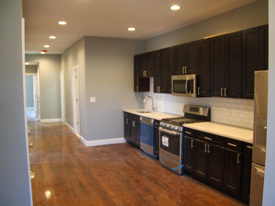 1st image of 3215 Washington St #10788304