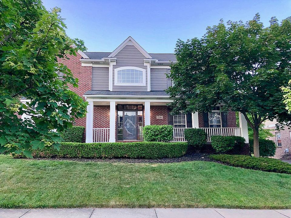 1st image of 7246 N Village Dr