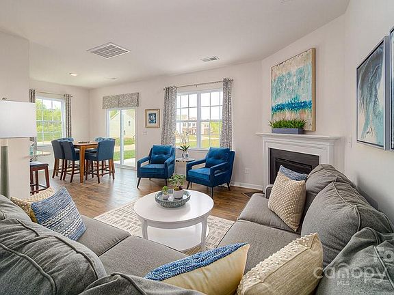 3rd image of 7554 Nolen Farm Dr