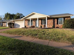 2309 Broken Horse Ln, Saint Louis, MO 63129