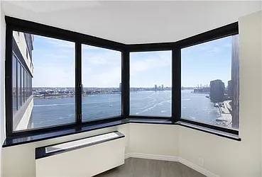 Rented by Weichert Manhattan Midtown