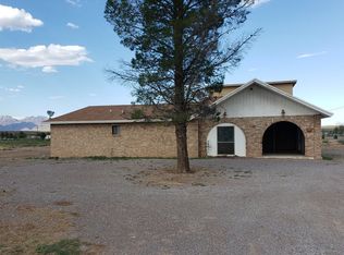 40 Lost Dutchman Dr, Mesquite, NM 88048