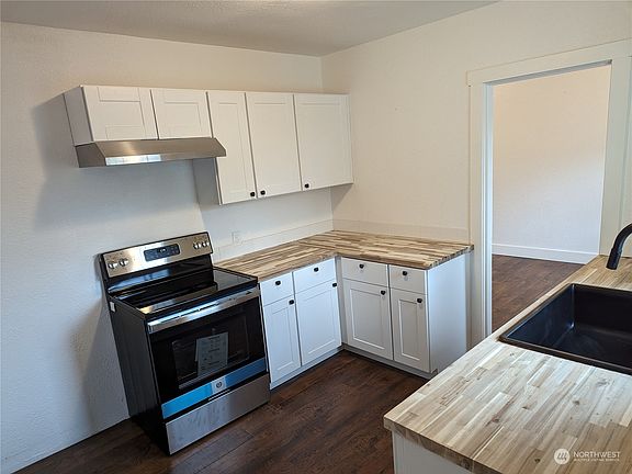 5th image of 306 S 6th Street