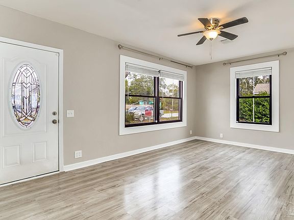 2nd image of 207 Bryant Rd