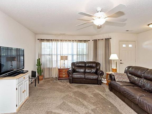 5th image of 6211 Robinwood Dr