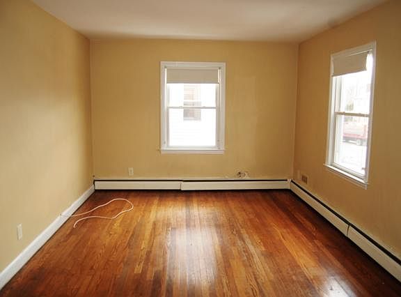 3rd image of 42 Upland Ave